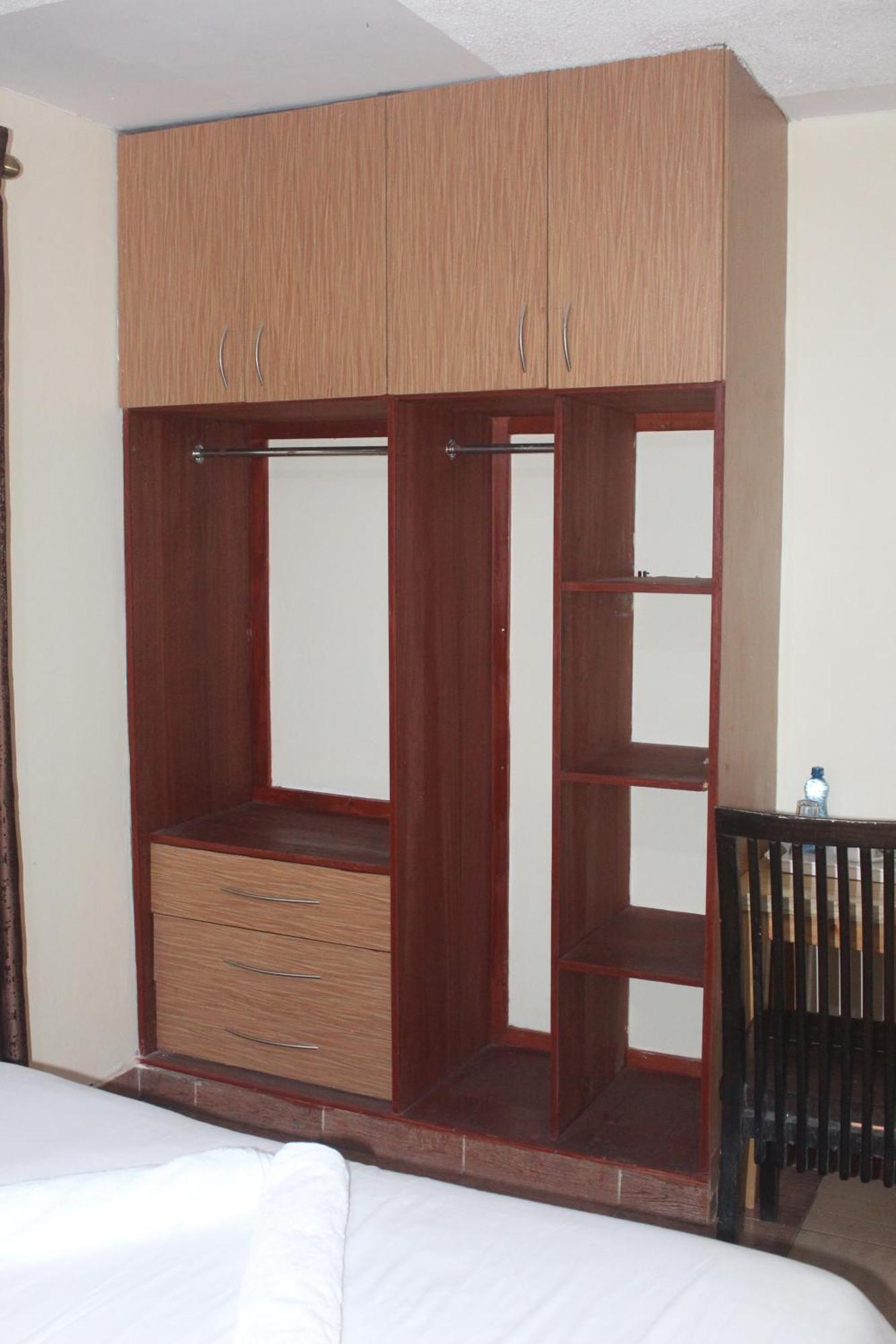 Eshborns House - Near Jomo Kenyatta International Airport And Sgr With Shuttle Services Syokimau Exterior photo